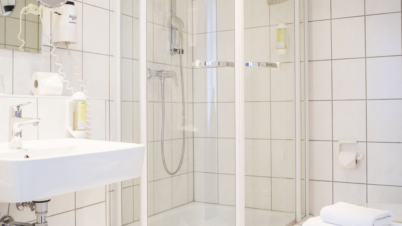 Photo of Bathroom in Roedental
