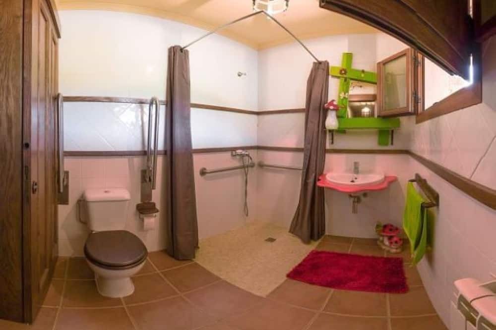 Photo of Bathroom in Mondariz