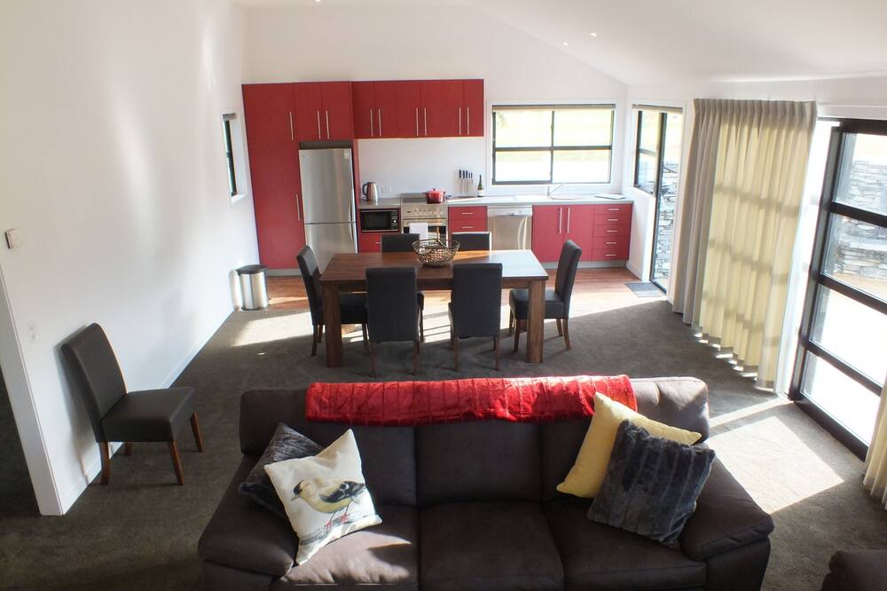 Photo of Bedroom in Glenorchy