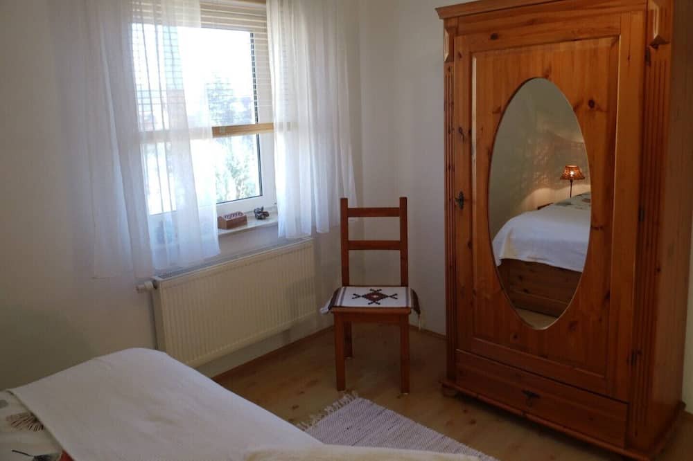 Photo of Others in Schoenfeld-Weissig