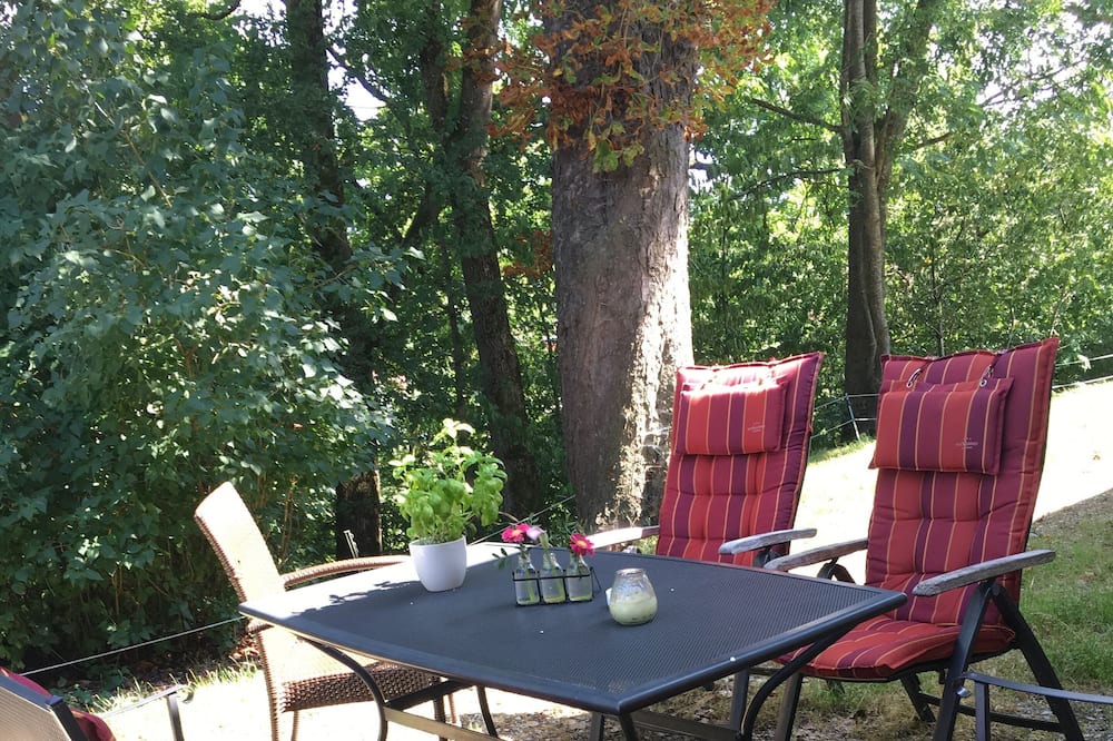 Photo of Patio Balcony in Leeder