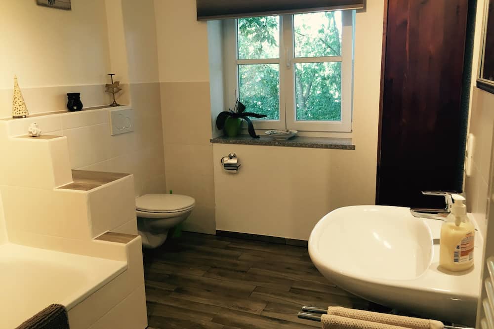 Photo of Bathroom in Leeder