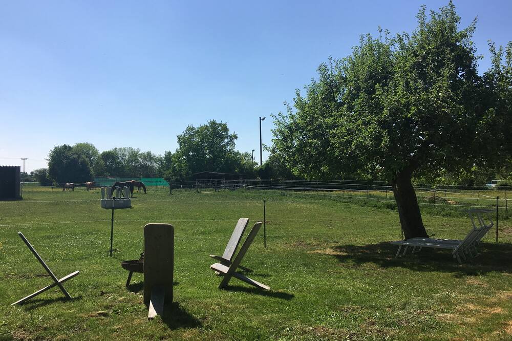 Photo of Outdoor in Leeder