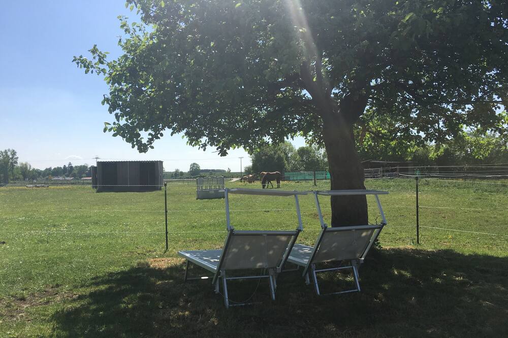 Photo of Outdoor in Leeder