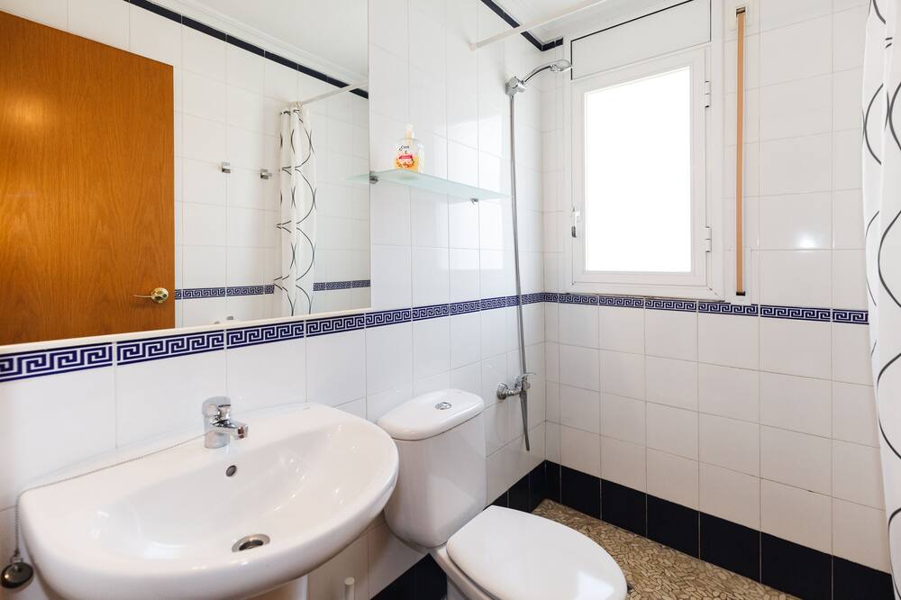 Photo of Bathroom in Creixell