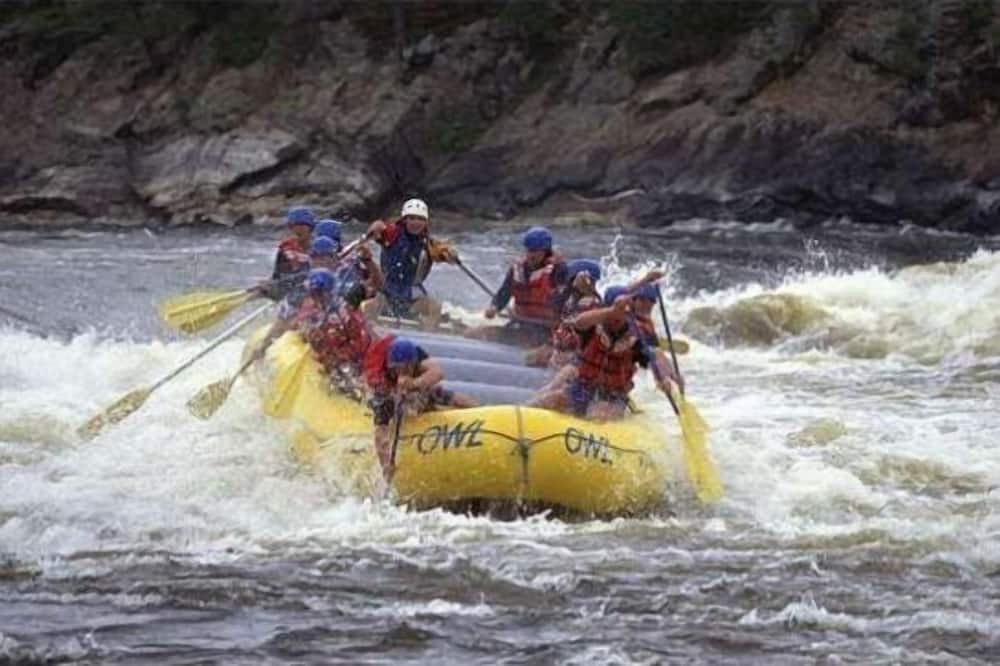 Photo of Others in Montesclado