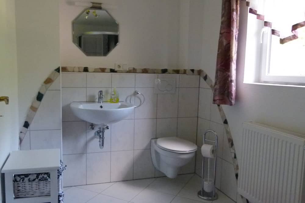 Photo of Bathroom in Schondra