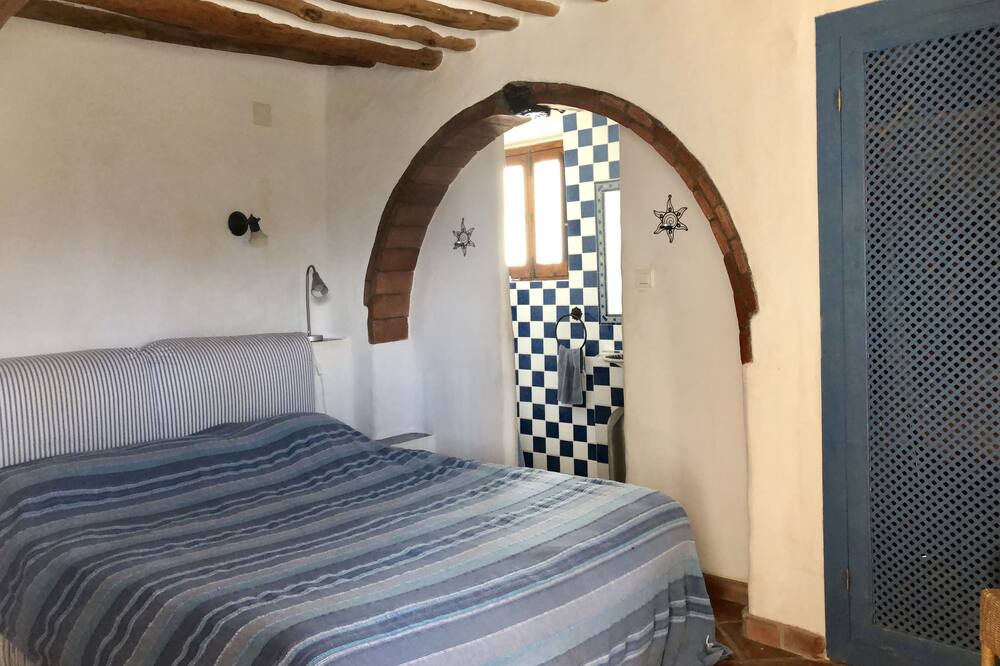 Photo of Bedroom in Orgiva