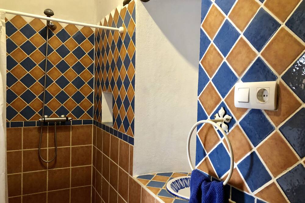 Photo of Bathroom in Orgiva
