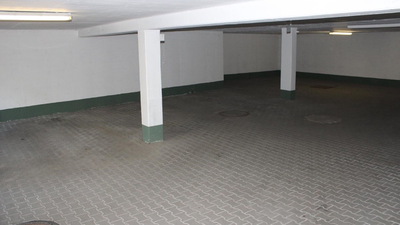 Photo of Others in Lam