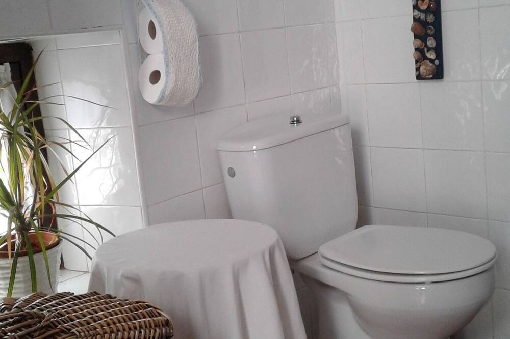 Photo of Bathroom in Almogia