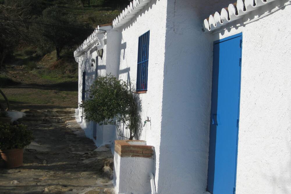 Photo of Outdoor in Almogia