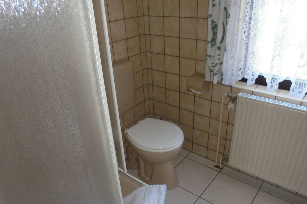 Photo of Bathroom in Warthe