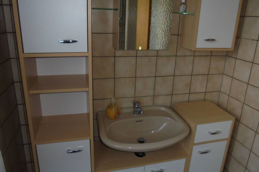 Photo of Bathroom in Warthe