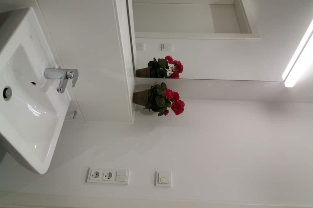 Photo of Bathroom in Riem