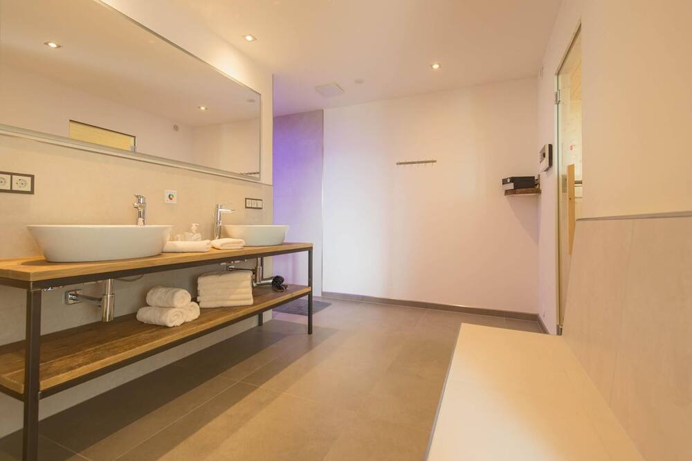 Photo of Bathroom in Breitenberg