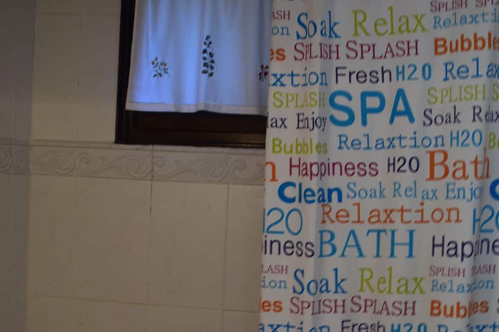 Photo of Bathroom in Caldearenas
