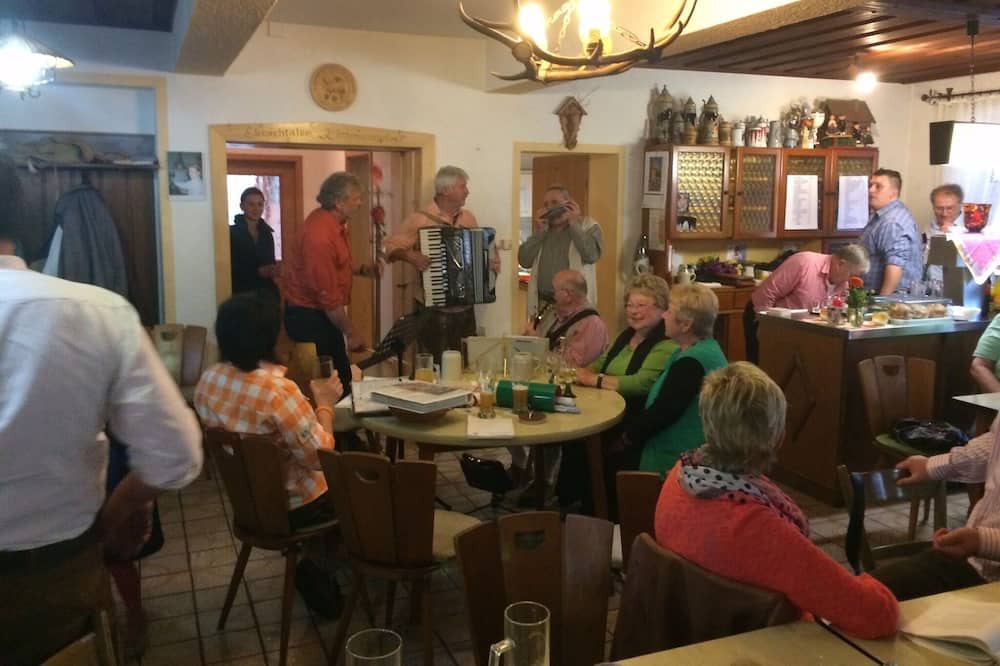 Photo of Others in Robersdorf