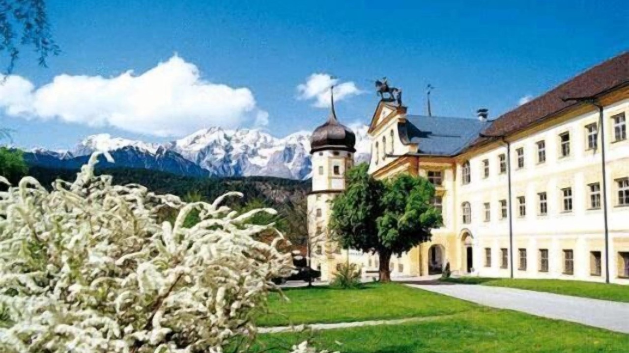 Photo of Outdoor in Stams