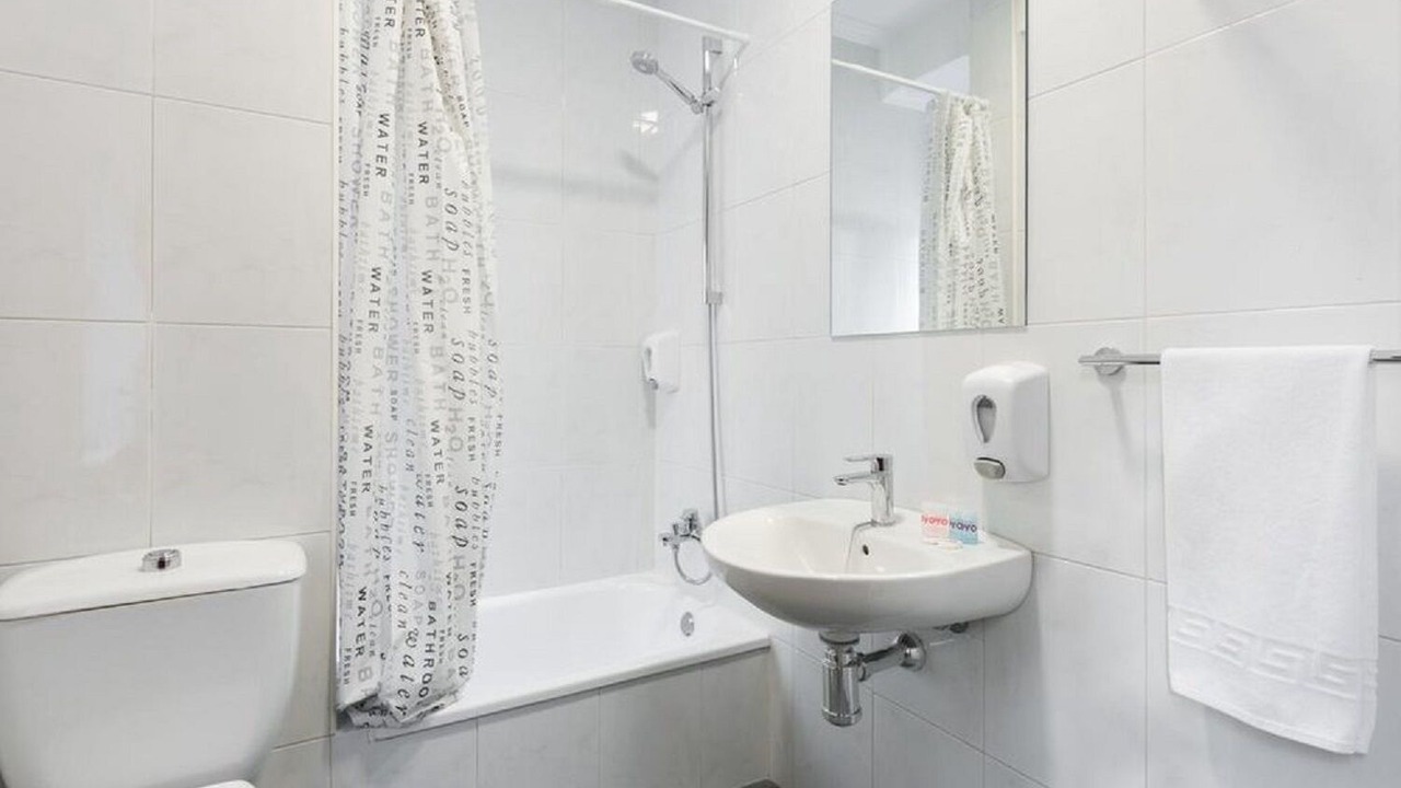 Photo of Bathroom in Oeste