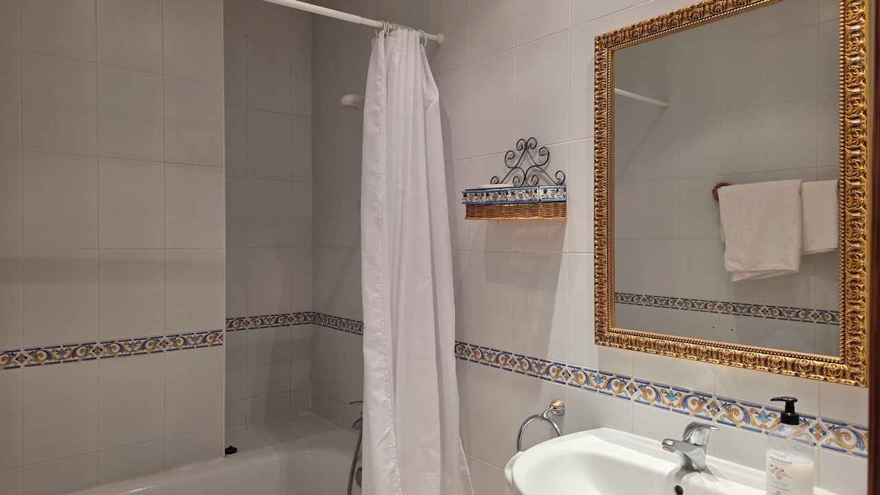 Photo of Bathroom in Tudela de Duero