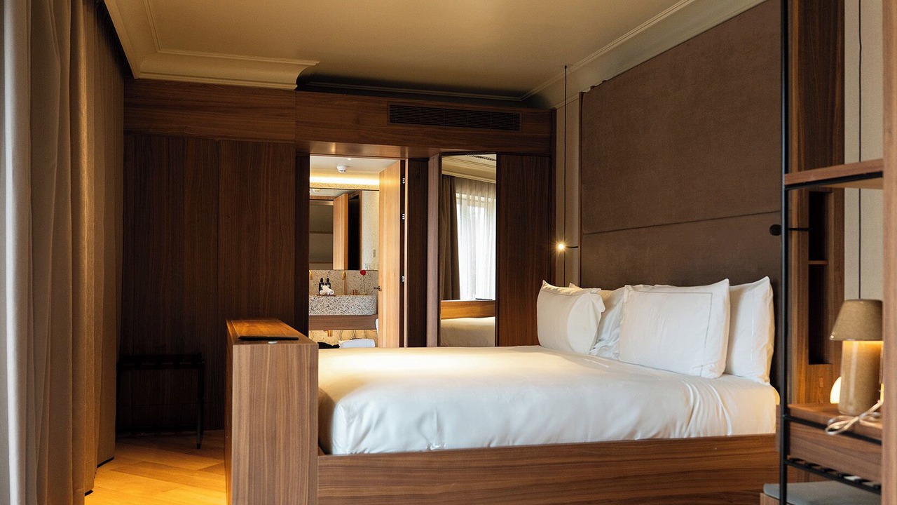 Photo of Bedroom in Golden Triangle of Art