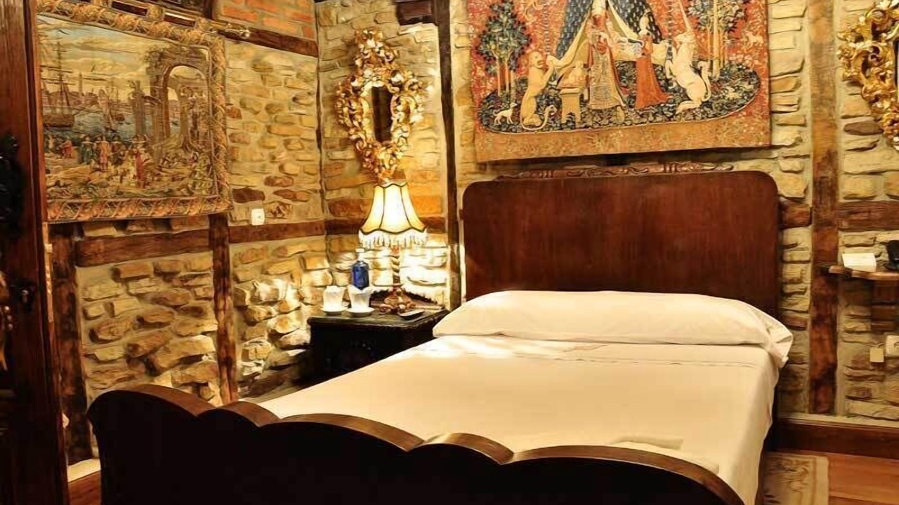 Photo of Bedroom in Escobedo