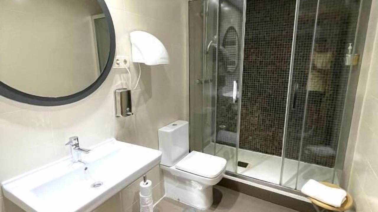 Photo of Bathroom in Golden Triangle of Art