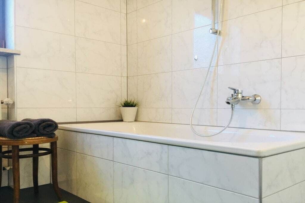 Photo of Others in Rehlings