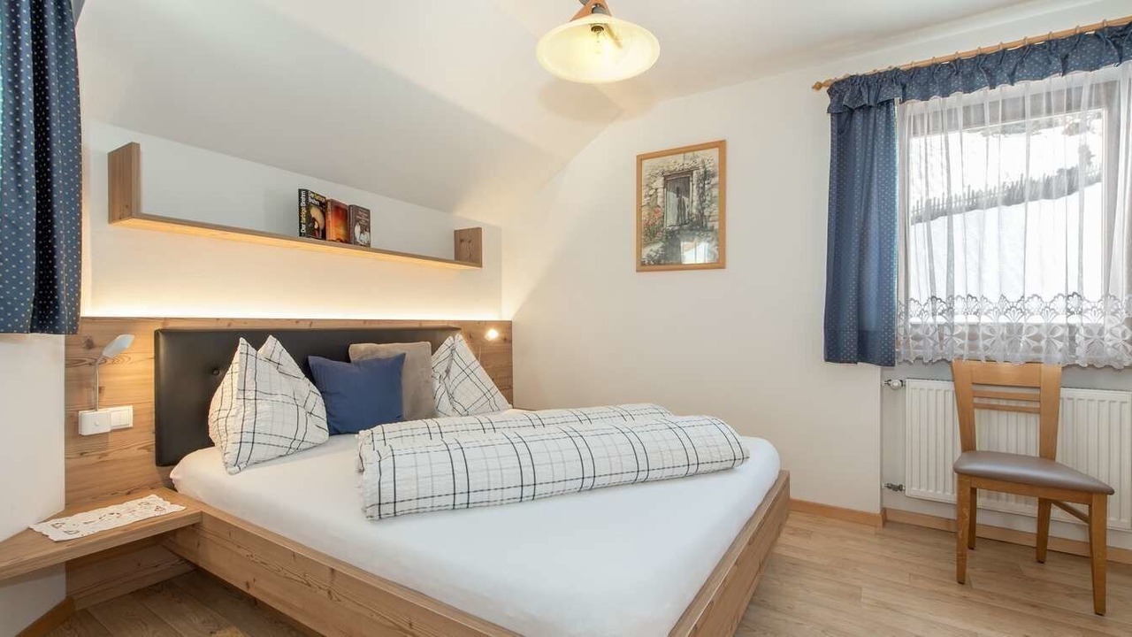 Photo of Bedroom in San Lorenzo di Sebato