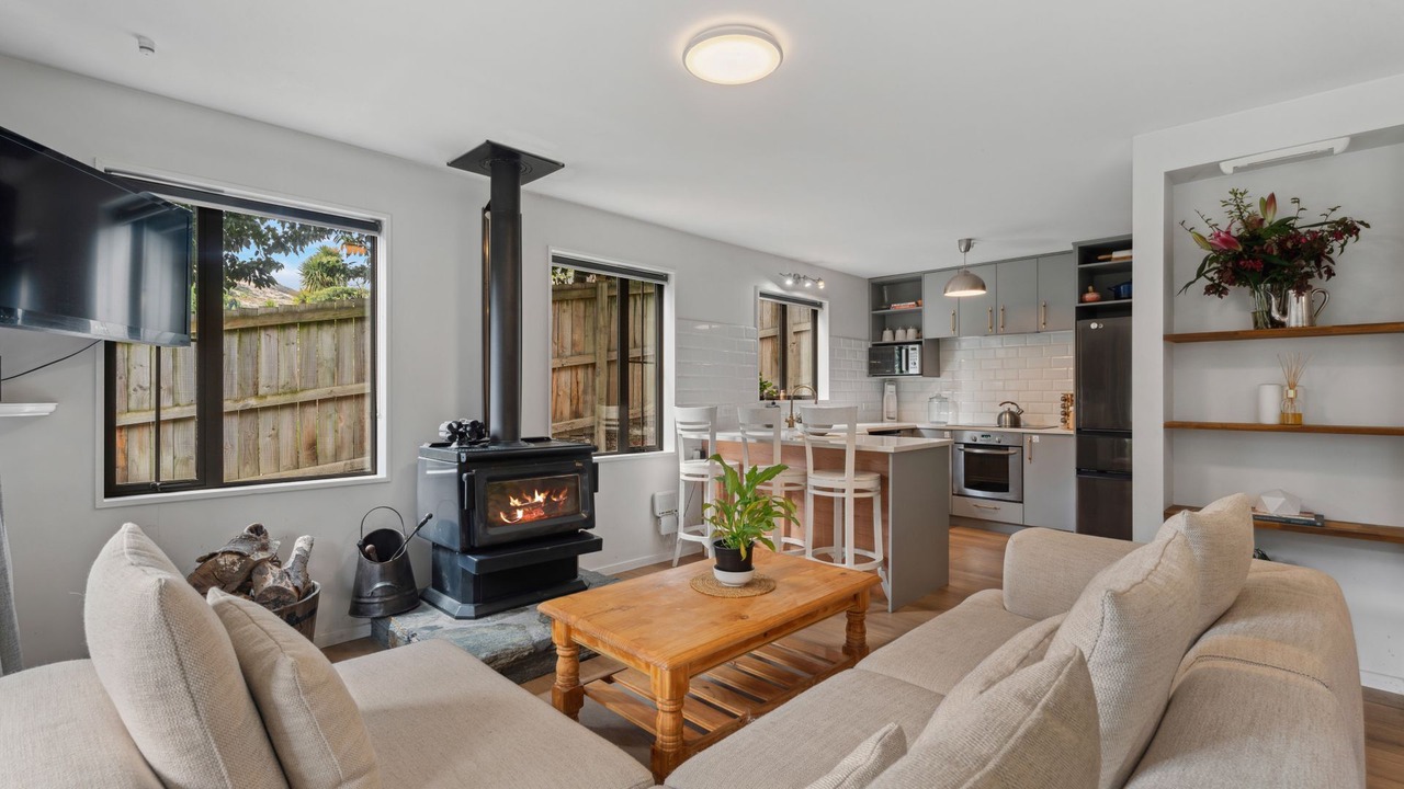 Photo of Livingroom in Arthur's Point