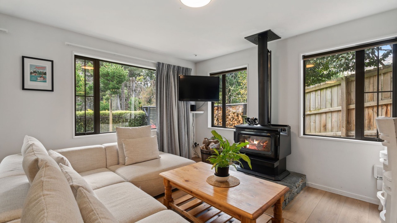 Photo of Livingroom in Arthur's Point