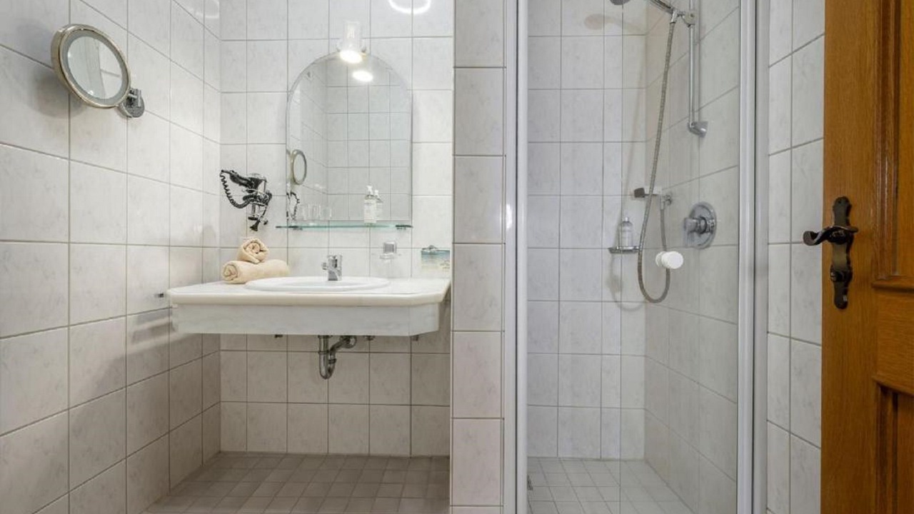 Photo of Bathroom in Zenting