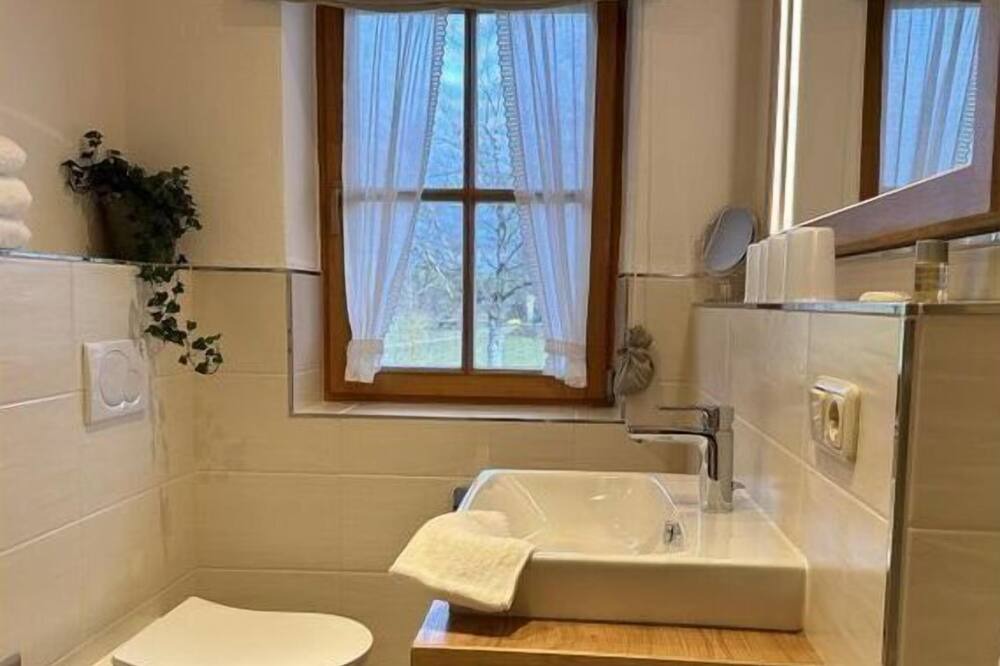 Photo of Bathroom in Reichersbeuern