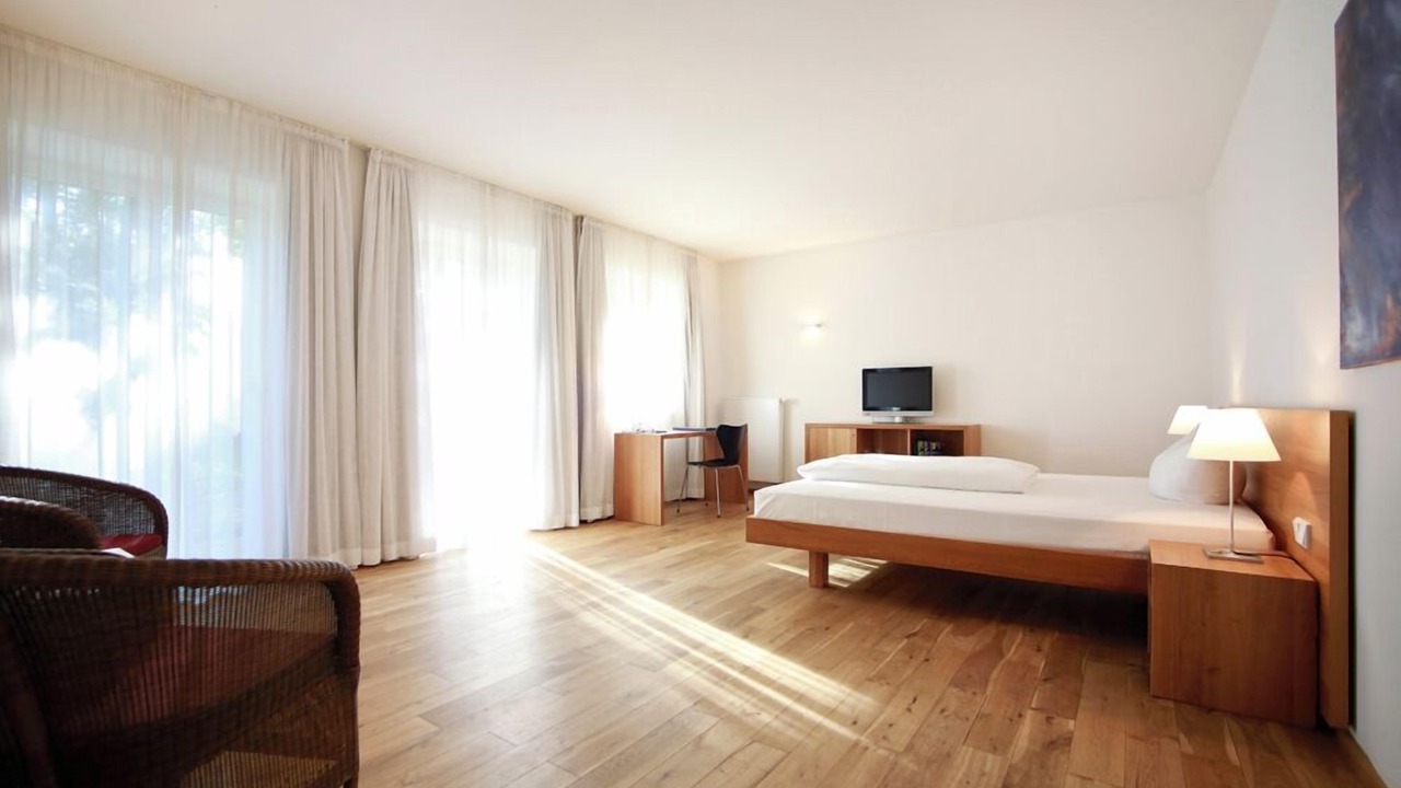 Photo of Bedroom in Maxlrain