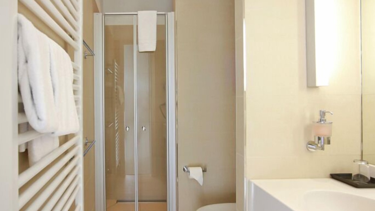 Photo of Bathroom in Maxlrain