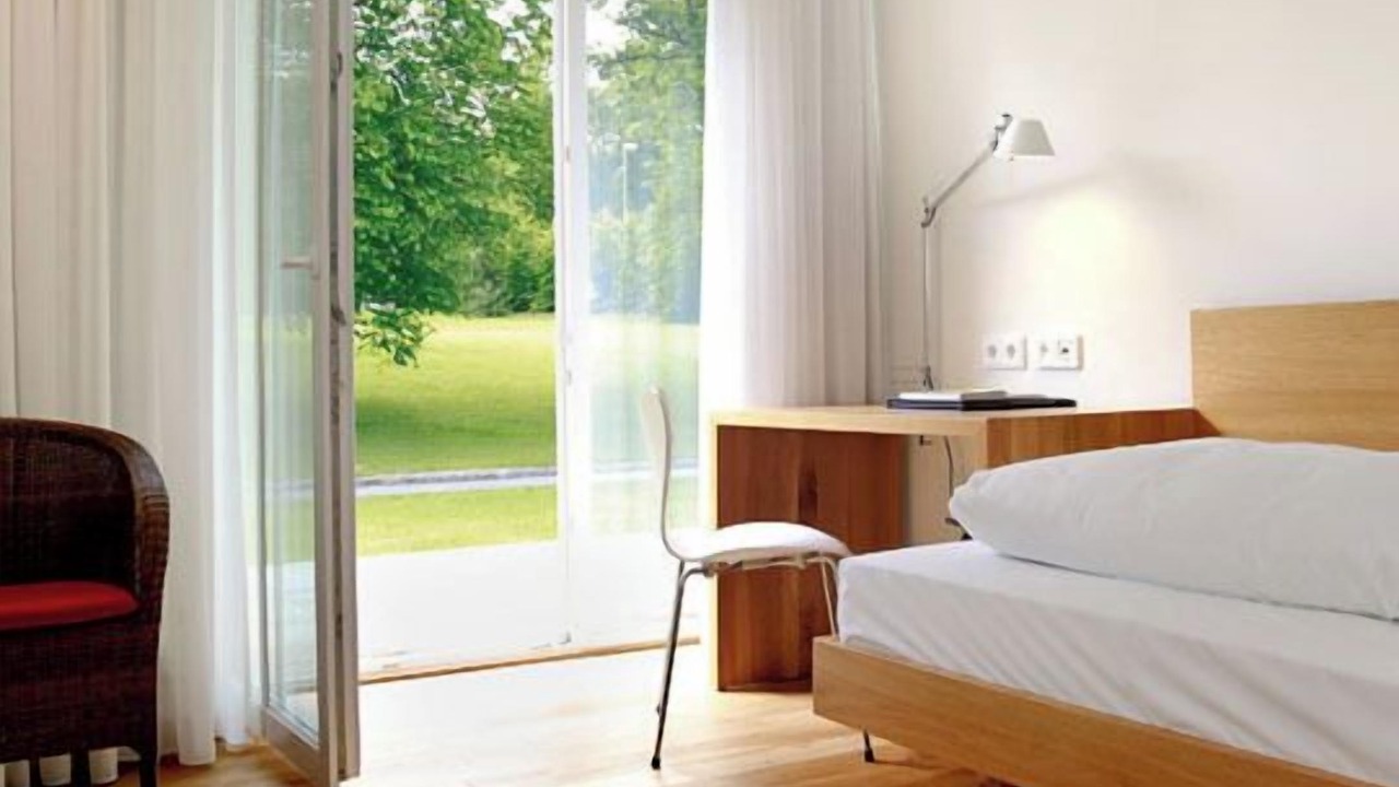 Photo of Bedroom in Maxlrain