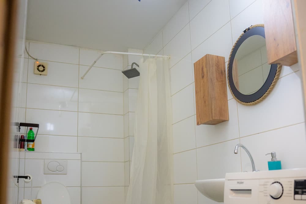 Photo of Bathroom in Rapen