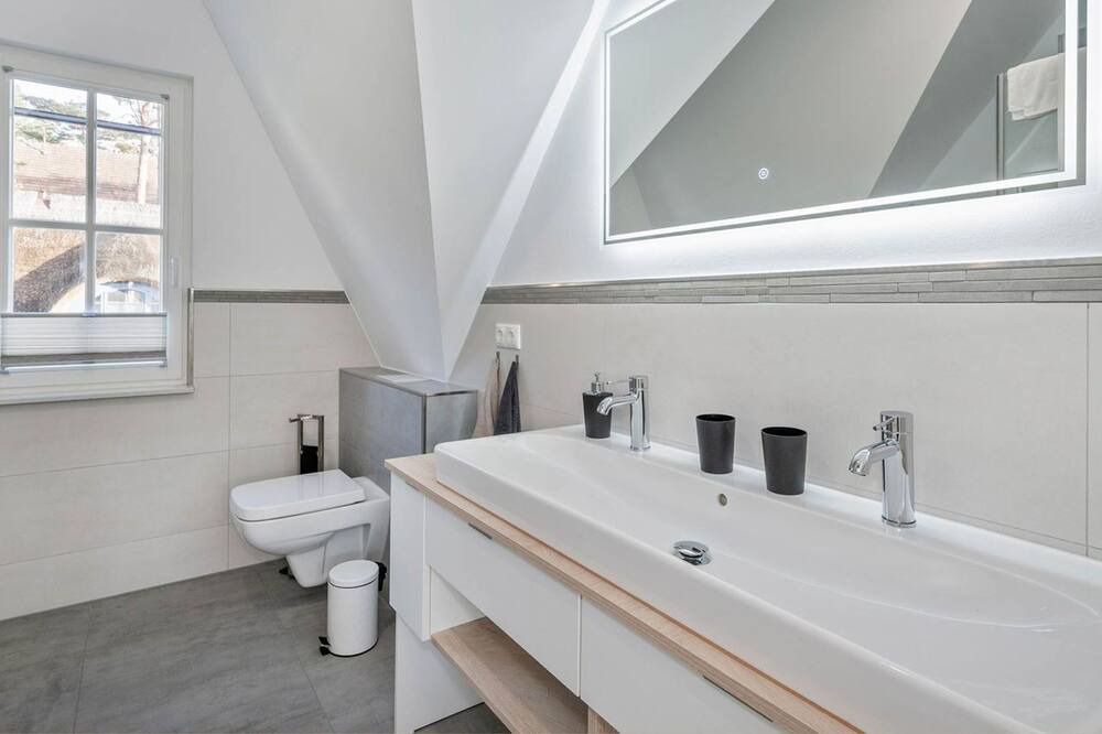 Photo of Bathroom in Dargen