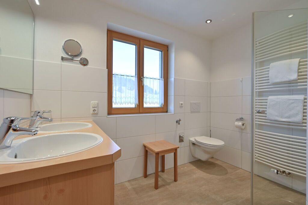 Photo of Bathroom in Zell