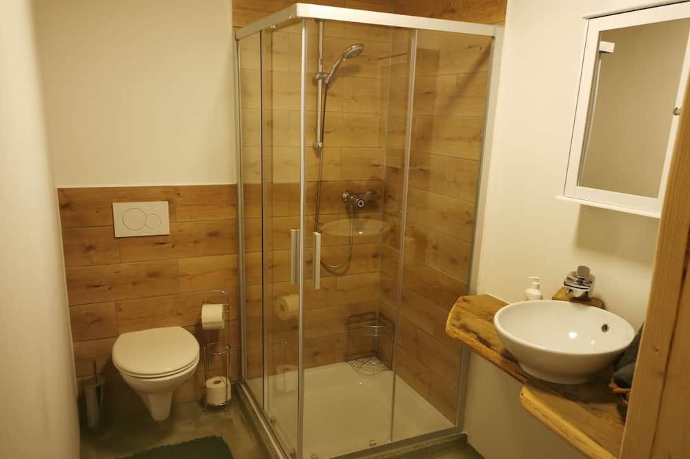 Photo of Bathroom in Ebbs