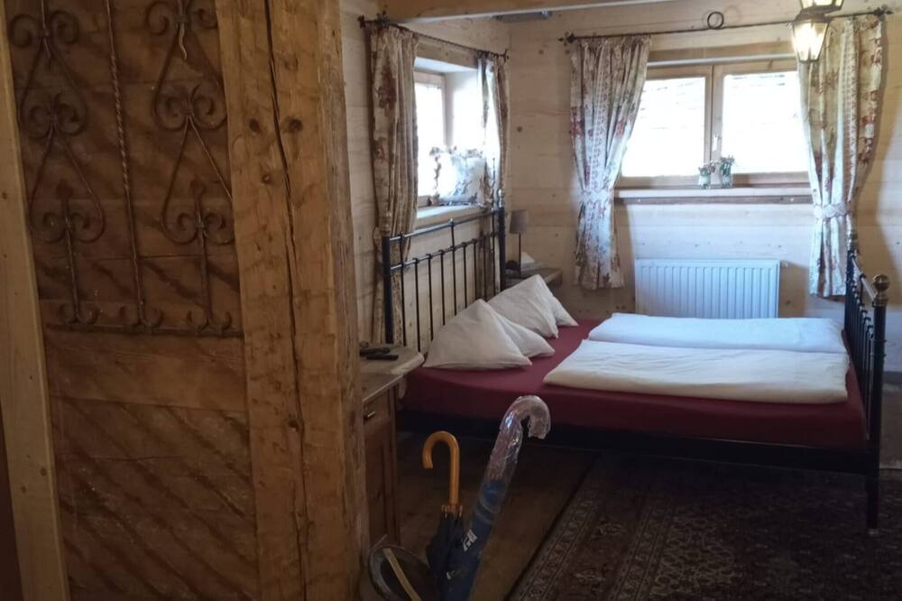 Photo of Bedroom in Ebbs