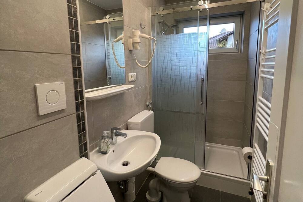 Photo of Bathroom in Altdorf