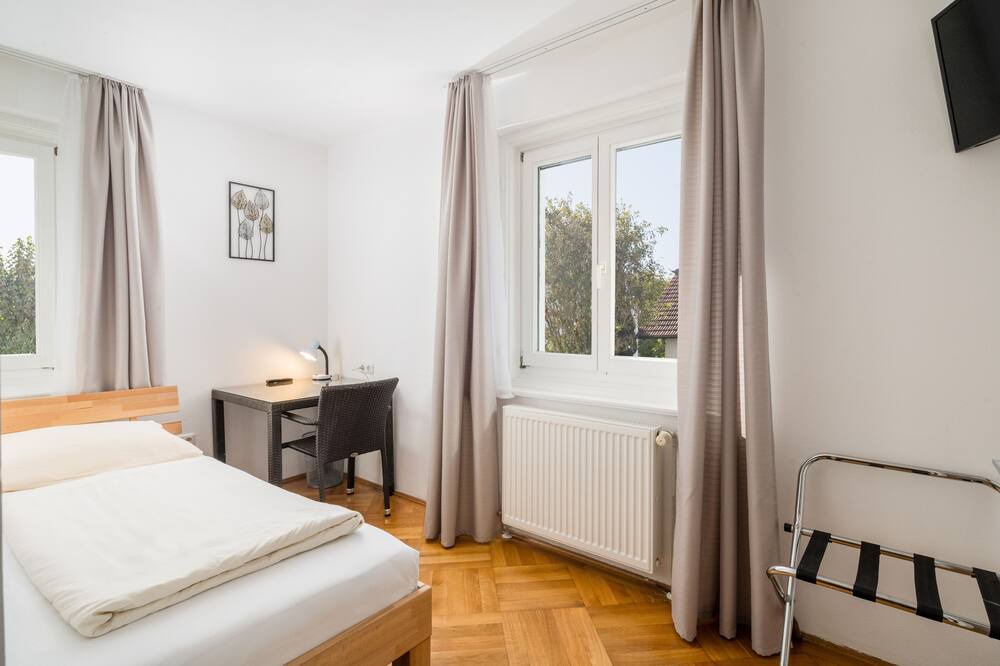 Photo of Bedroom in Altdorf
