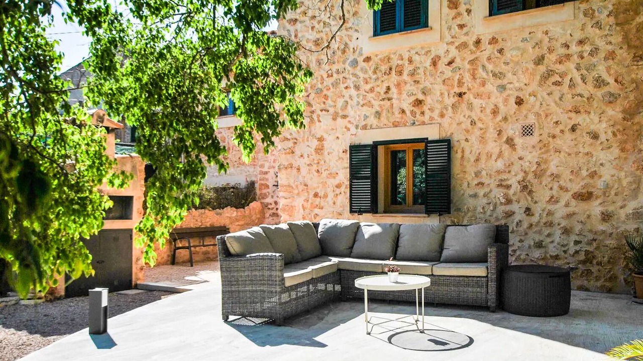 Photo of Patio Balcony in Santa Maria del Cami