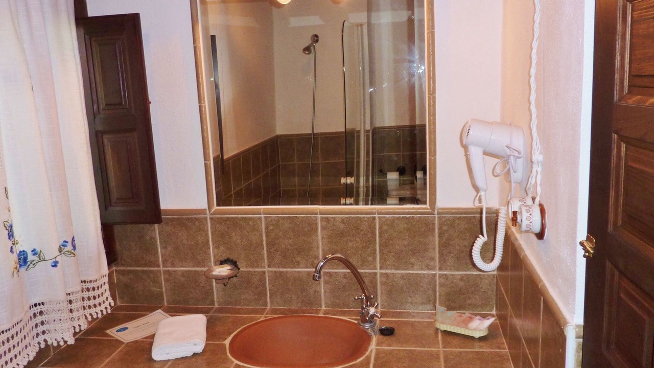 Photo of Bathroom in La Joya