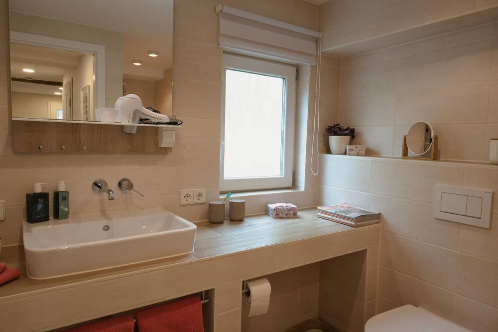 Photo of Bathroom in Ostheim