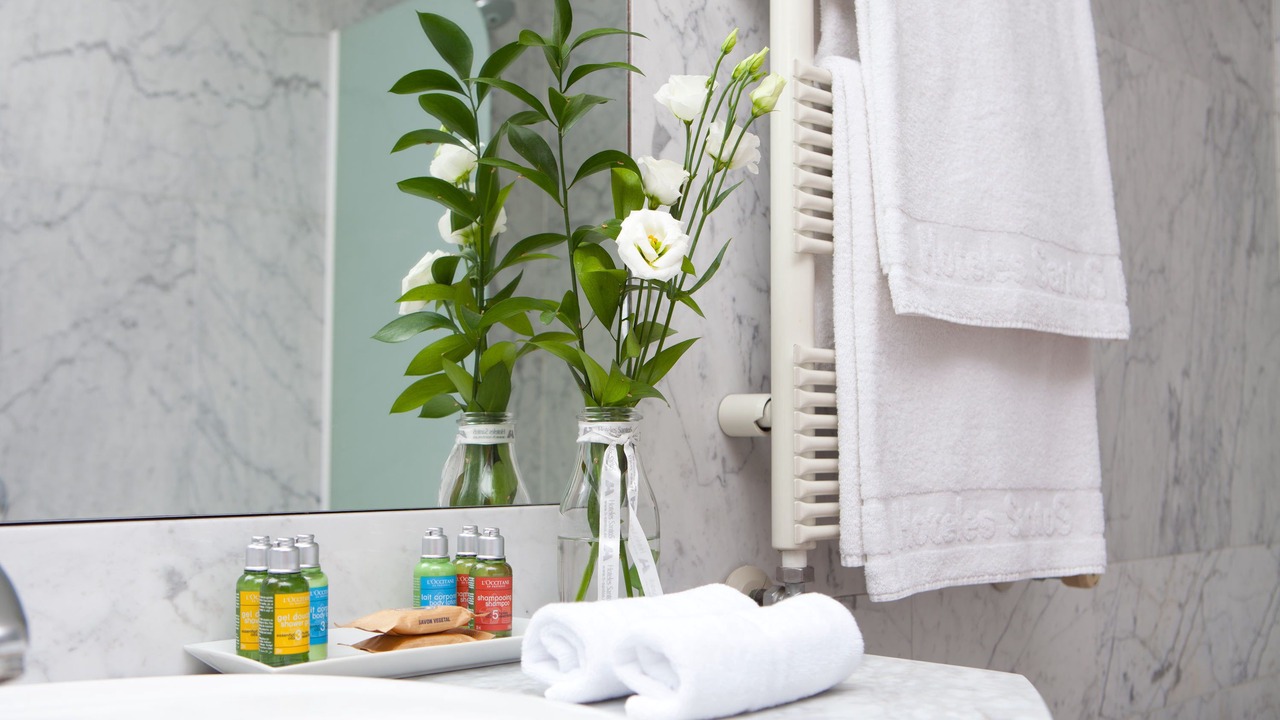 Photo of Bathroom in Pacifico