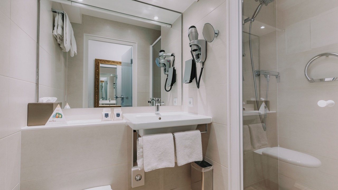 Photo of Bathroom in Augustenstraße