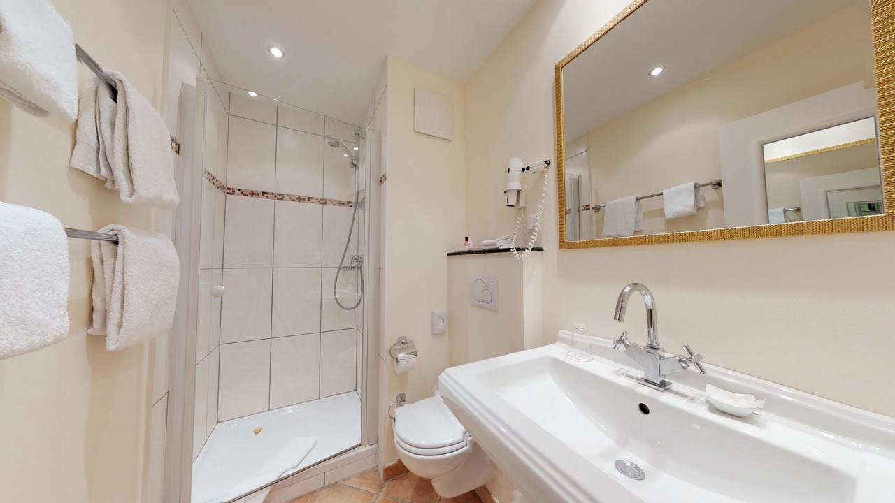 Photo of Bathroom in Coburg